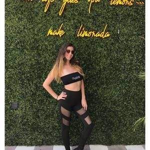 Meet your Posher, Elenita